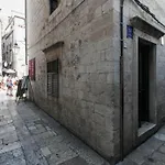 Apartment Tomasovic Old Town