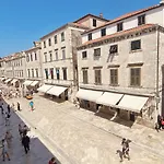 Apartment Tomasovic Old Town